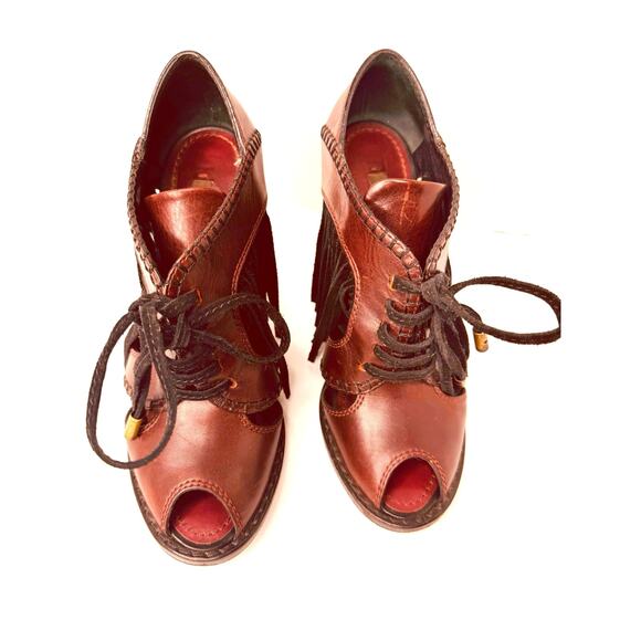 Louis Vuitton Dakota Heels Size 37 Burgundy Bordeaux Leather Fringe Peep Toe - Picture 6 of 14